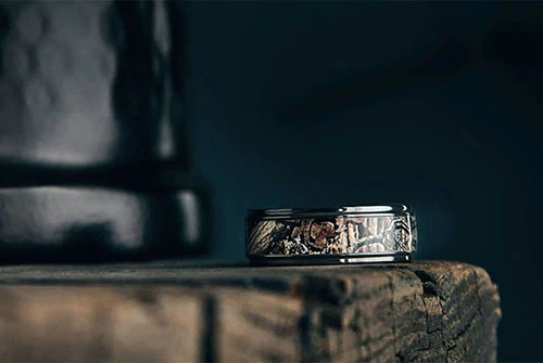 Marrying in Style Modern Trends in Men’s Wedding Rings